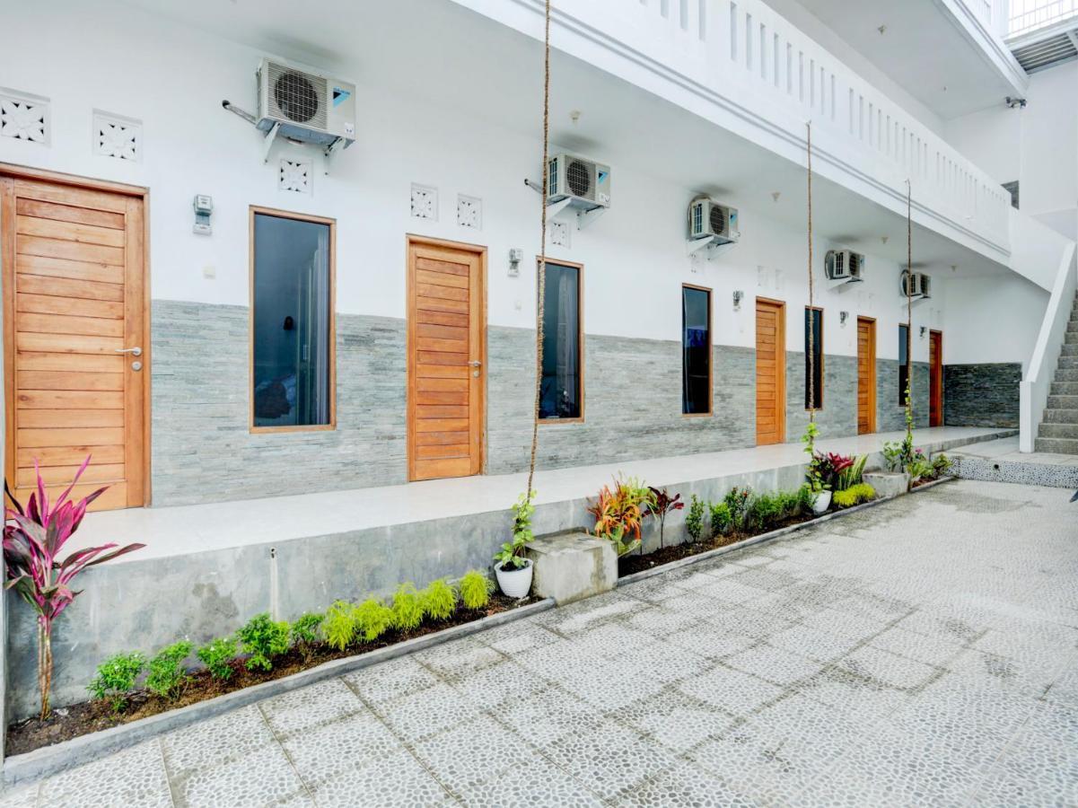 Oyo Flagship 90756 Melasti Hills Room & Cafe Ungasan Buitenkant foto