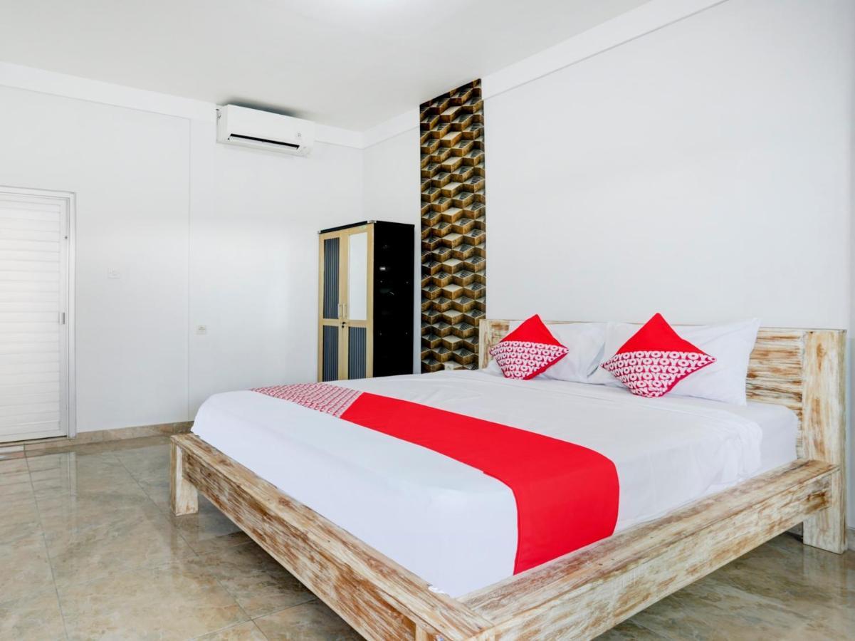 Oyo Flagship 90756 Melasti Hills Room & Cafe Ungasan Buitenkant foto