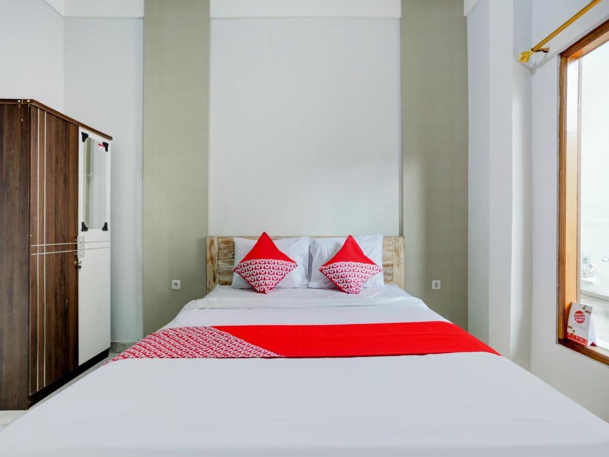 Oyo Flagship 90756 Melasti Hills Room & Cafe Ungasan Buitenkant foto